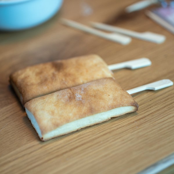 Schoko-Rentiere backen: Hefeteigkugeln