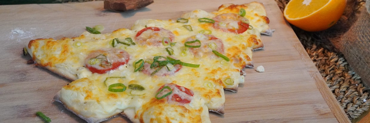 Rezept: Tannenbaum-Pizza vom Pizzastein