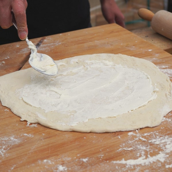 Kürbis Flammkuchen zubereiten